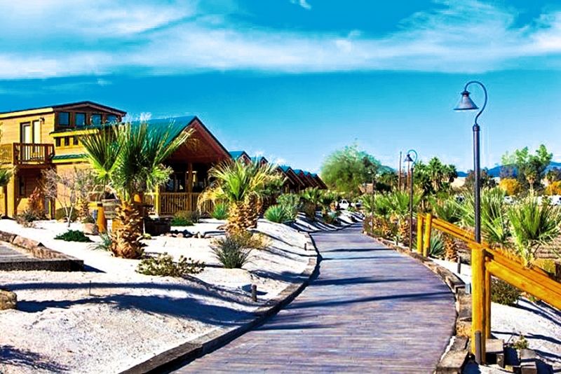 Pirate Cove Resort & Marina Needles Eksteriør bilde
