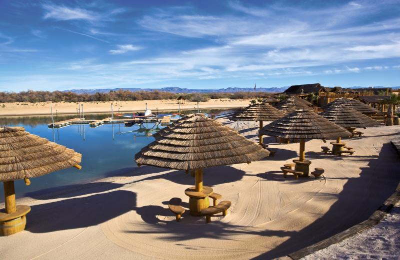 Pirate Cove Resort & Marina Needles Eksteriør bilde