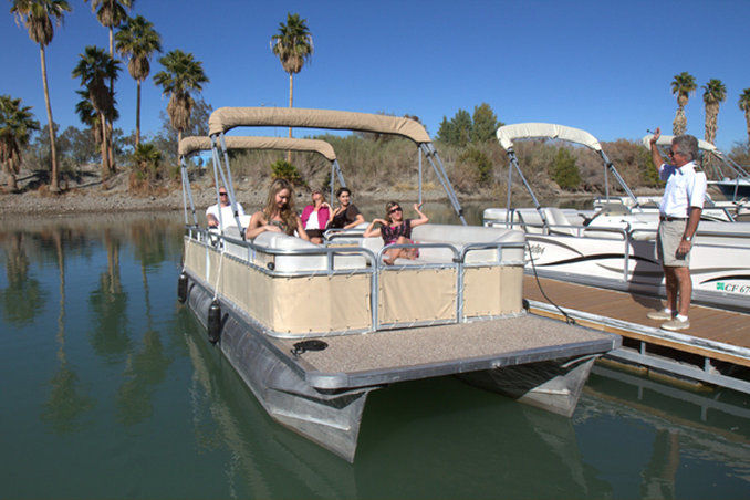 Pirate Cove Resort & Marina Needles Eksteriør bilde