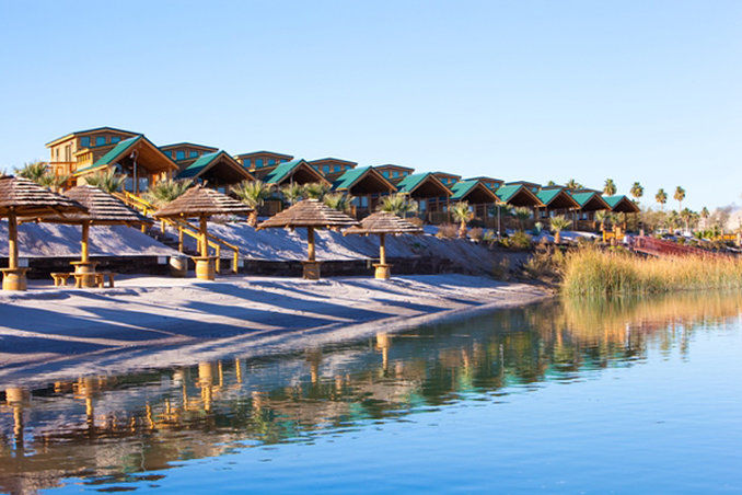 Pirate Cove Resort & Marina Needles Eksteriør bilde